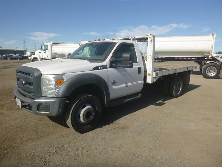 2015-ford-f550-image-1