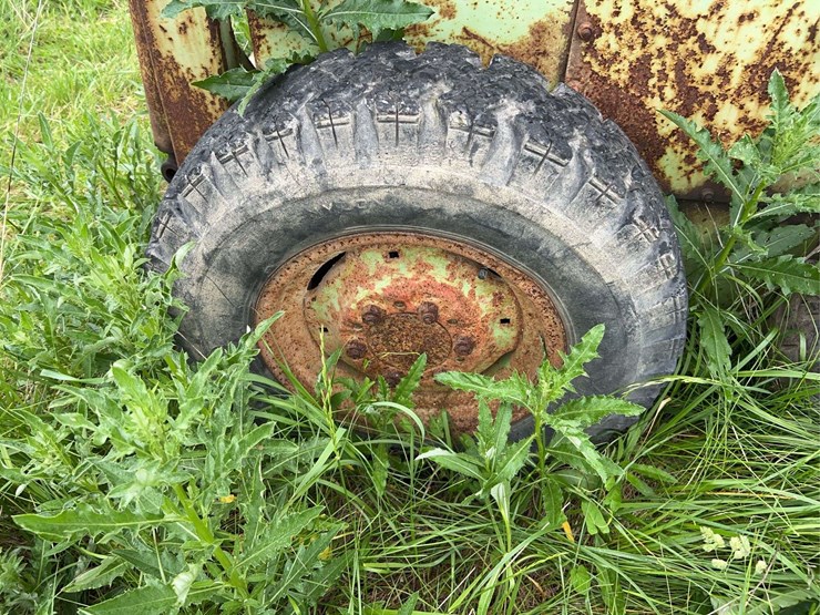omc-1200-mustang-skid-loader-image-40