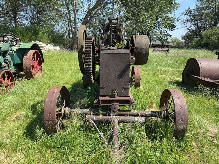 case-bale-press-image-2