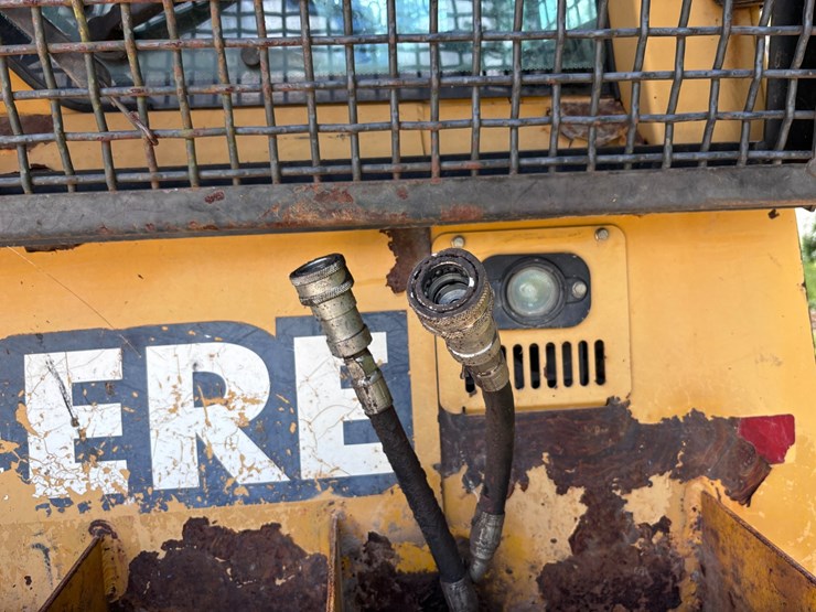 deere-650h-lgp-image-32