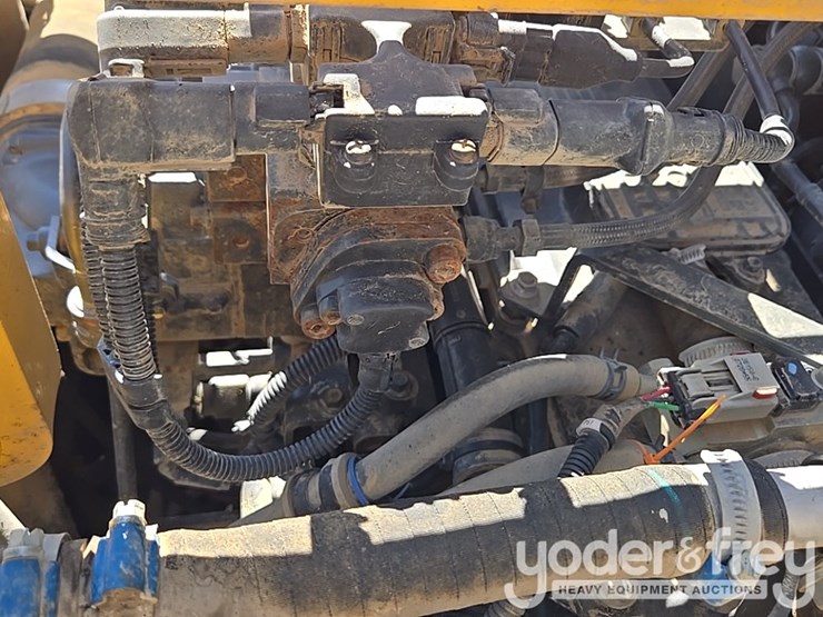 2019-komatsu-pc360-lci-11-image-61