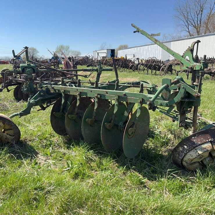John Deere Disc Plow