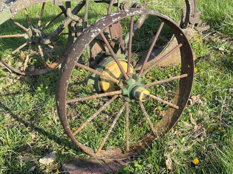 ihc-one-bottom-plow-image-5