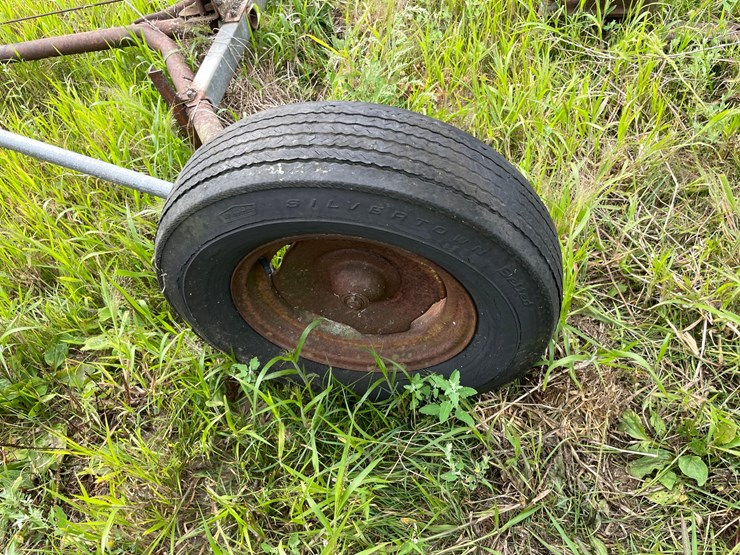 #2616-•-8"-x-27'-hutch-auger-with-(2)-wheel-auger-caddie-with-winch-image-6