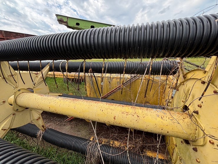 new-holland-960-image-17