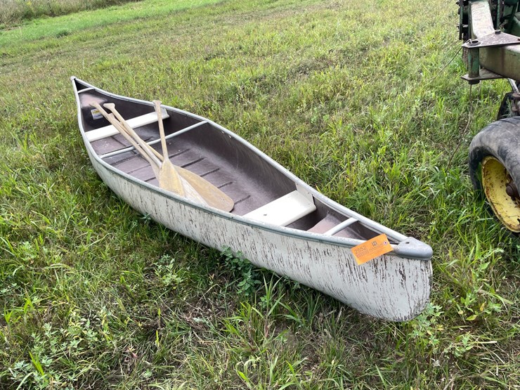 #2652-•-american-fiberlite-15'-canoe-image-2