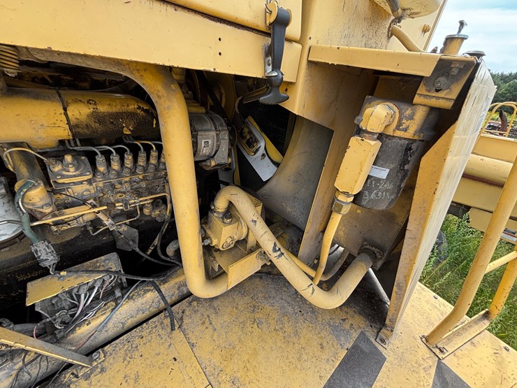 new-holland-tr98-image-55
