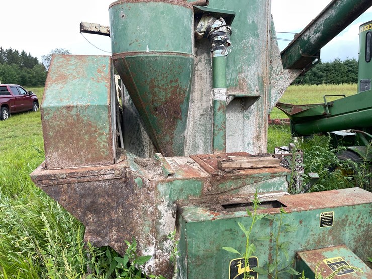 john-deere-700-image-9