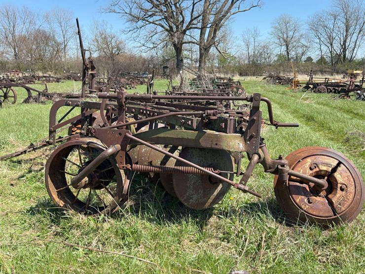 john-deere-disc-plow-image-7