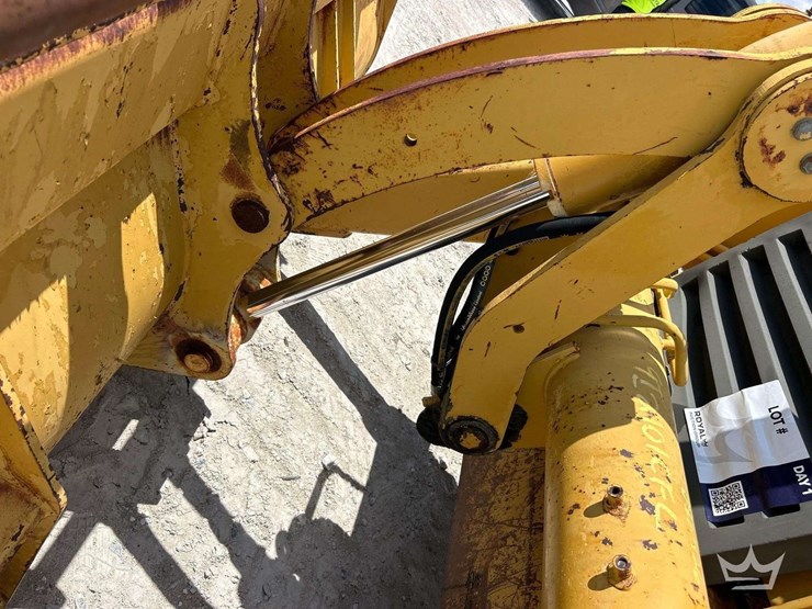 1999-caterpillar-446b-image-15