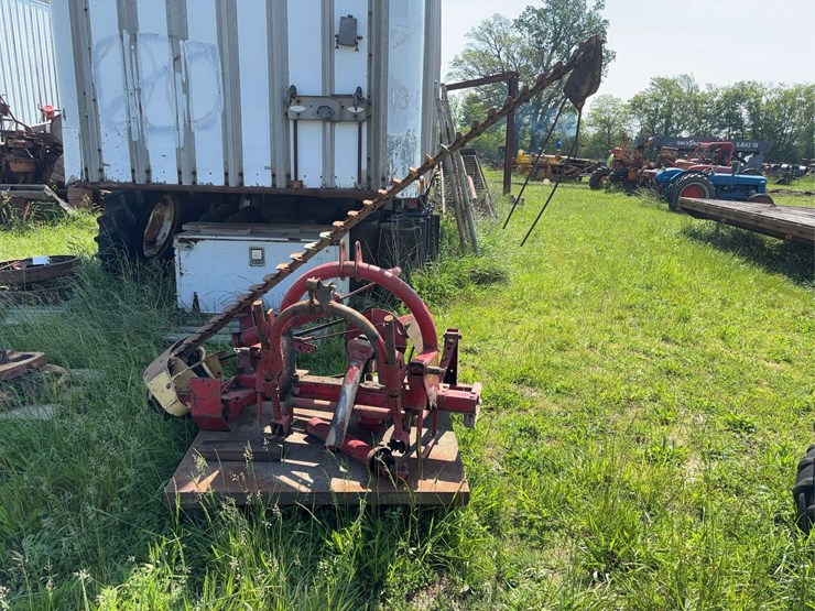 new-holland-450-image-1