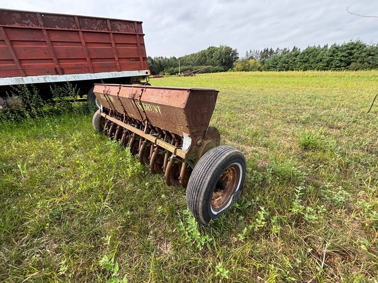 john-deere-8-image-4