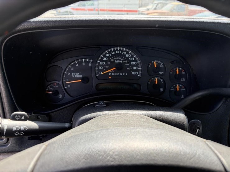 2007-chevrolet-silverado-2500hd-image-14