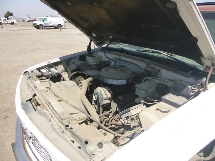 1996-gmc-3500-image-18