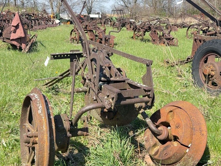 john-deere-disc-plow-image-5