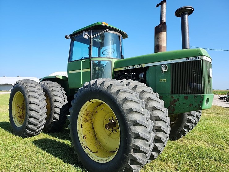 1976-john-deere-8430-image-18