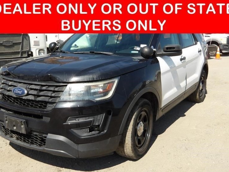 2019-ford-explorer-image-1