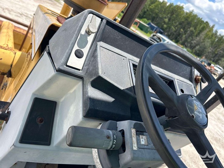 1999-caterpillar-446b-image-32