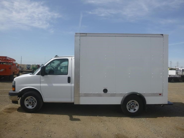 2023-gmc-3500-image-5