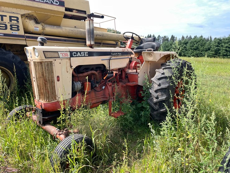 #2566-•-case-730-gas-wide-front-tractor-image-1