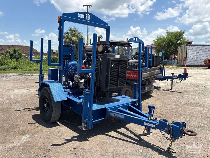 2021-thompson-6in-towable-pump-image-2