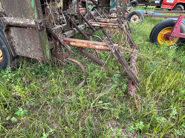 #2656-•-kewanee-17'-field-cultivator-image-33