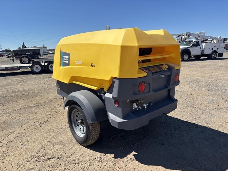 2023-atlas-copco-xas188-image-4