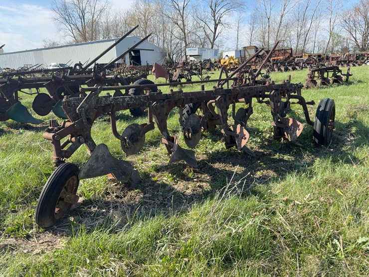 john-deere-14-image-2