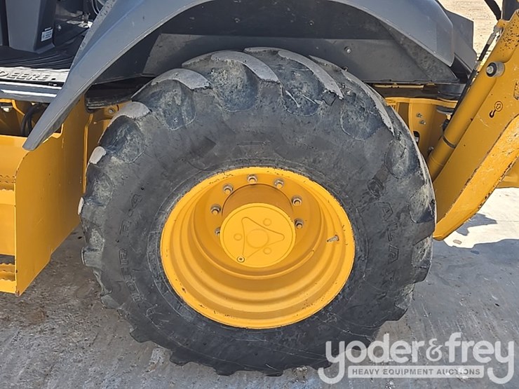 2019-deere-310sl-image-10
