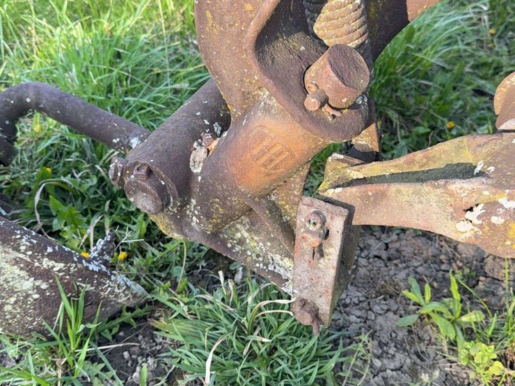 ihc-3-bottom-disc-plow-image-12