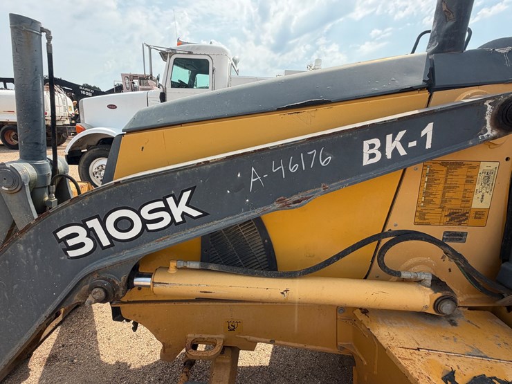 2013-deere-310sk-image-24