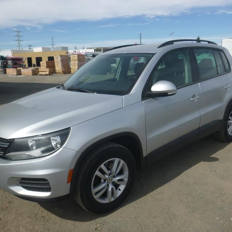 2015 VOLKSWAGEN TIGUAN
