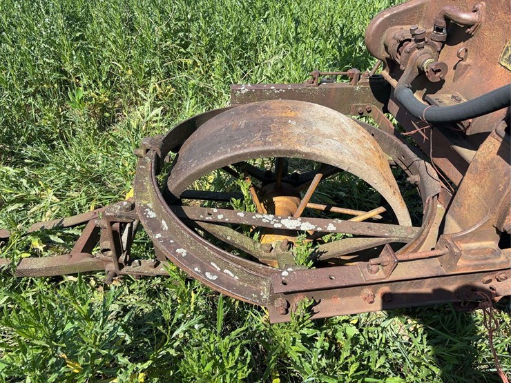 holt-caterpillar-pull-type-combine-image-10