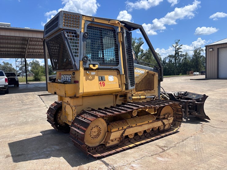 deere-650h-lgp-image-10