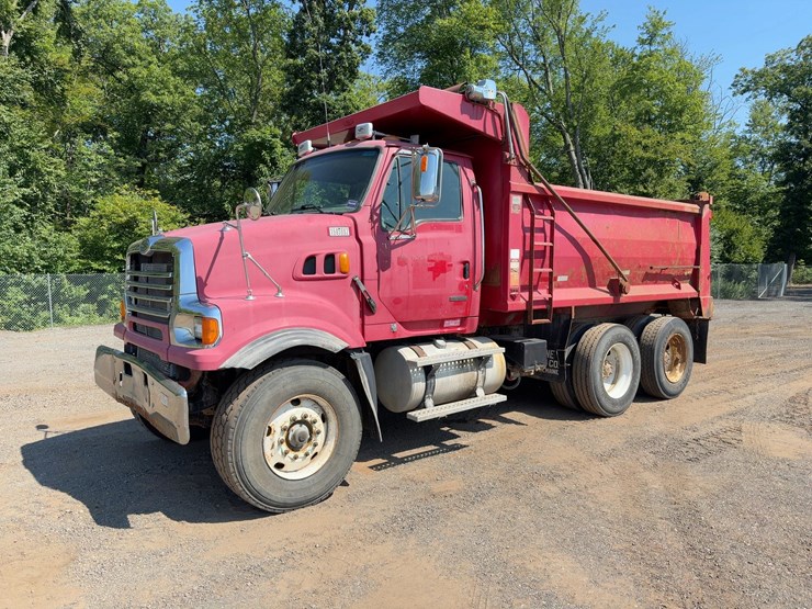 2008-sterling-lt9500-image-1