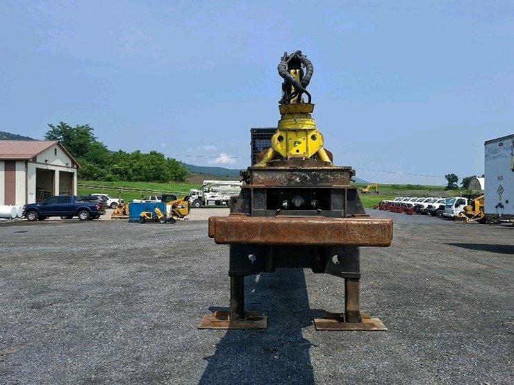 2019-deere-437e-image-9