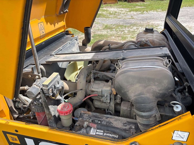 2020-jcb-930-image-15