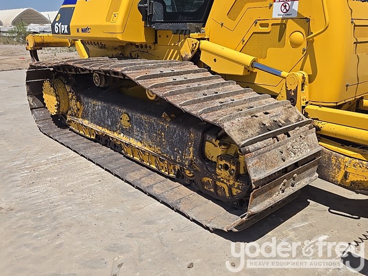 2023-komatsu-d61px-24-image-14