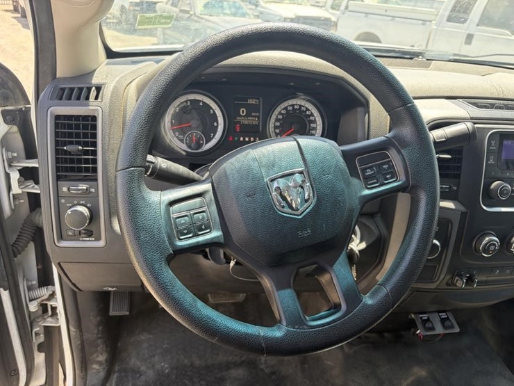 2014-dodge-ram-1500-image-18