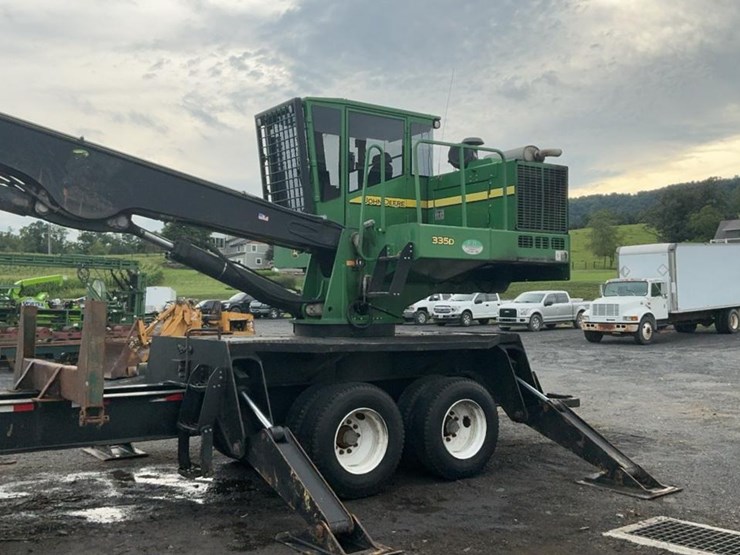 2015-deere-335d-image-2