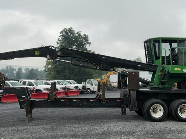 2015-deere-335d-image-1