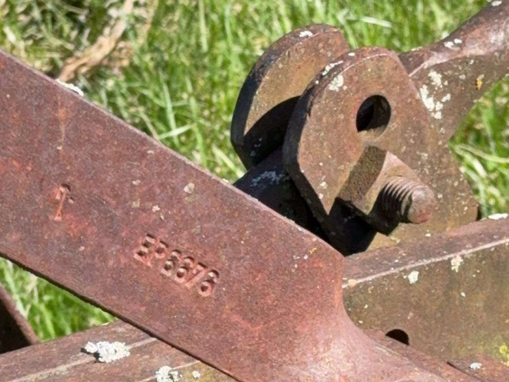 oliver-four-bottom-plow-image-16