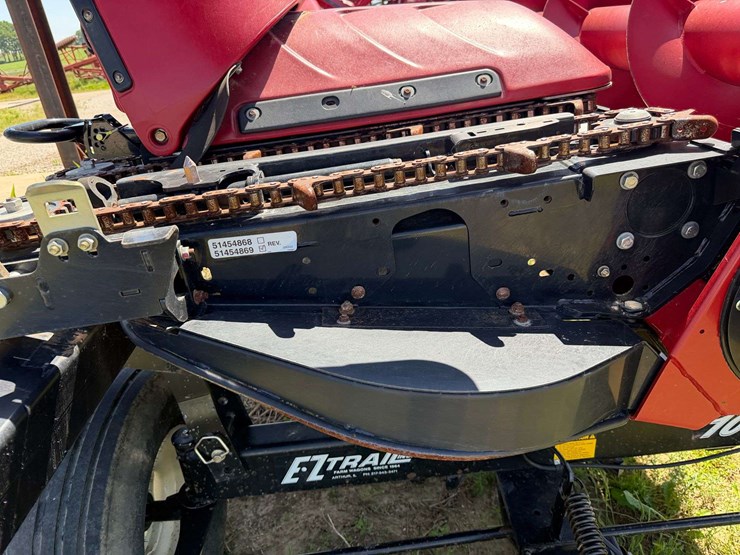 case-4412-12-row-corn-head-image-34