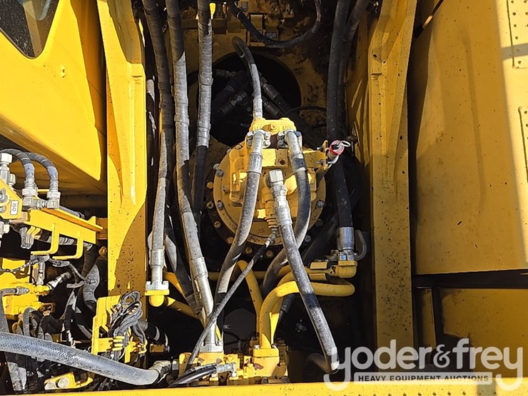 2019-komatsu-pc360-lci-11-image-46
