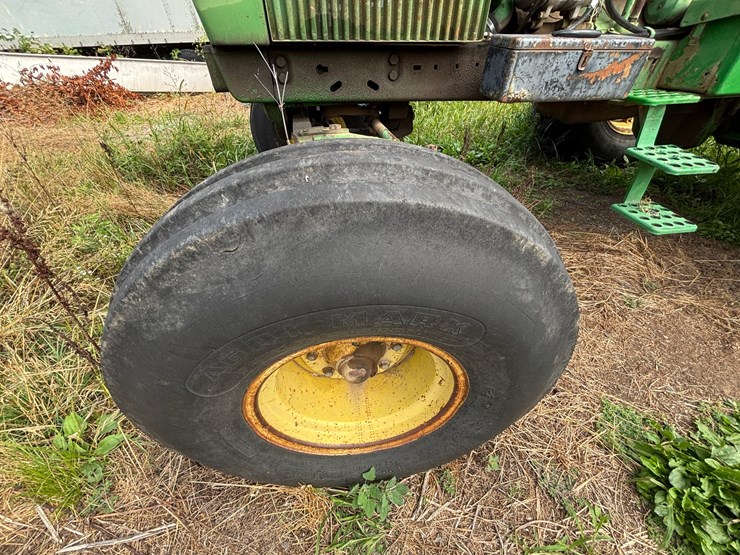 john-deere-4450-image-32