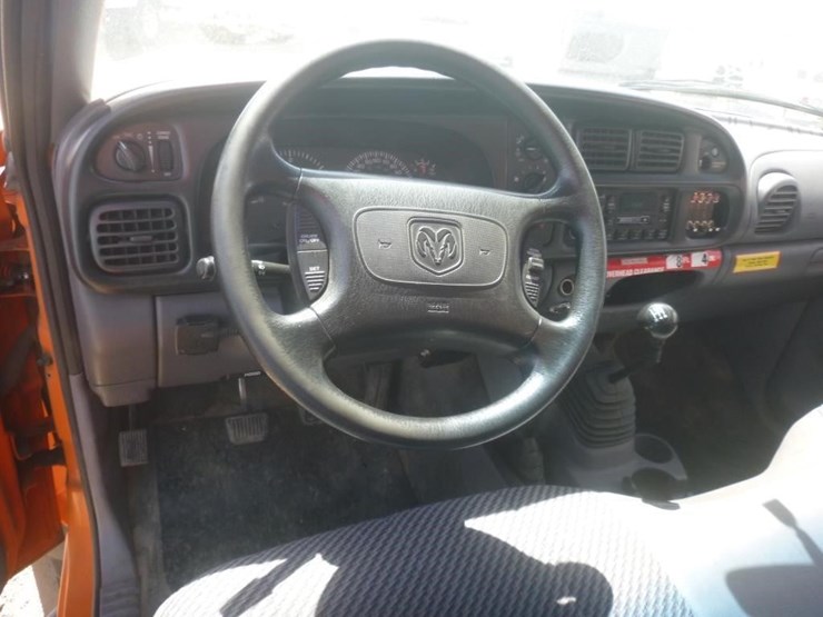 1999-dodge-ram-3500-image-21