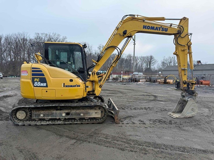 2017-komatsu-pc88mr-10-image-8