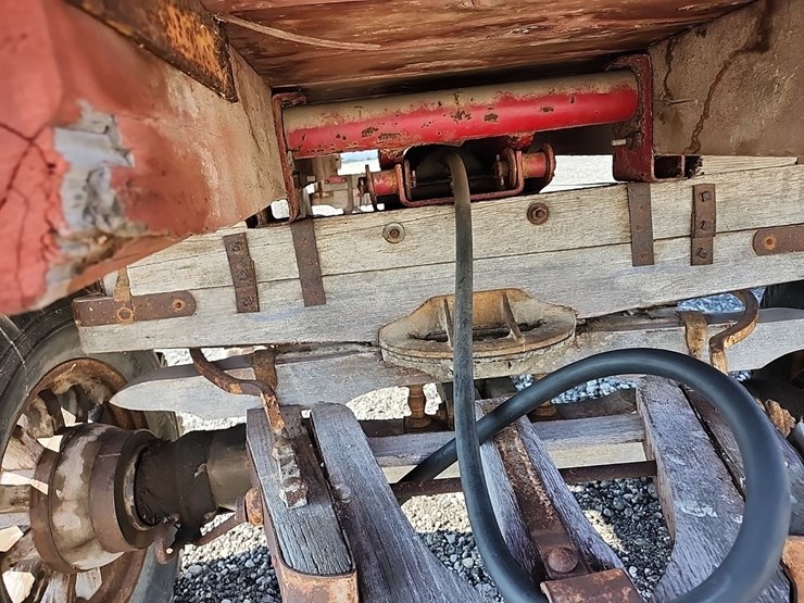 flat-rack-wagon-w/wood-running-gear,-hoist-image-14