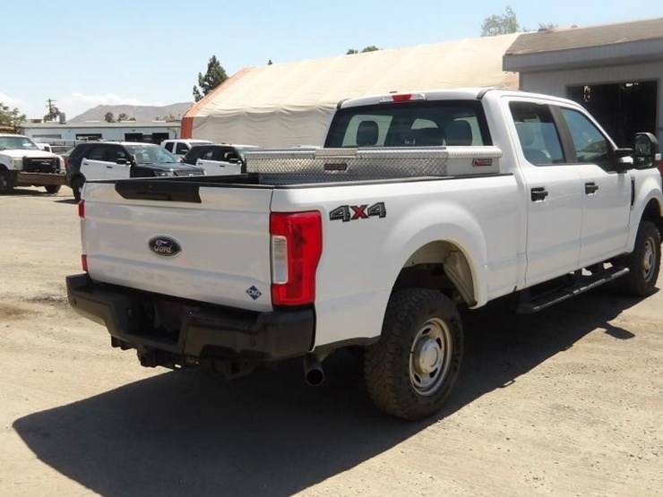 2019-ford-f250-image-3