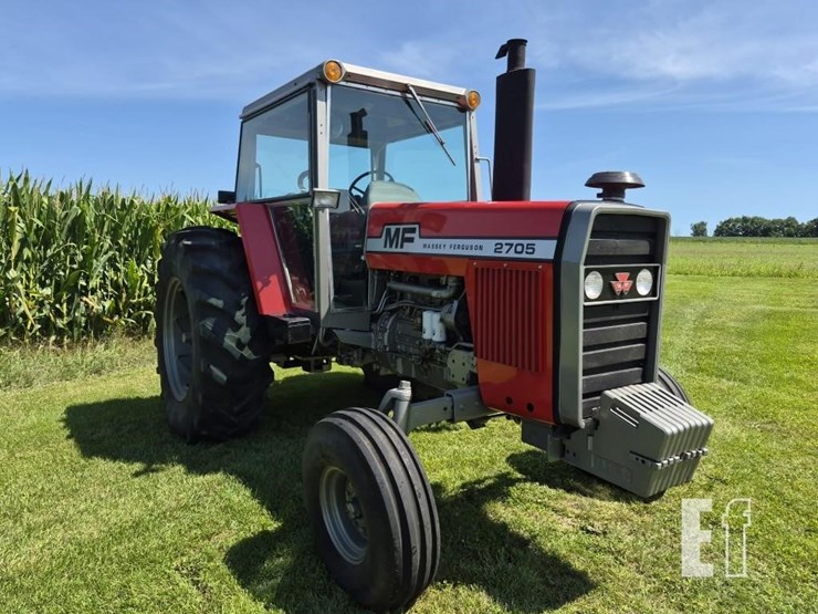 massey-ferguson-2705-image-8
